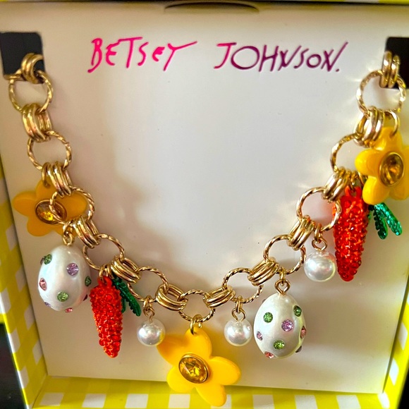 New Betsey Johnson Charm Necklace - Picture 5 of 8